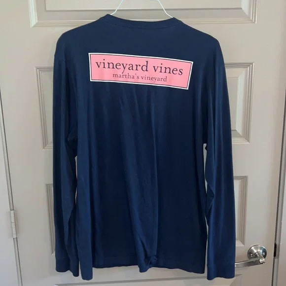 Vineyard Vines Large Navy Long Sleeve - Picture 2 of 3